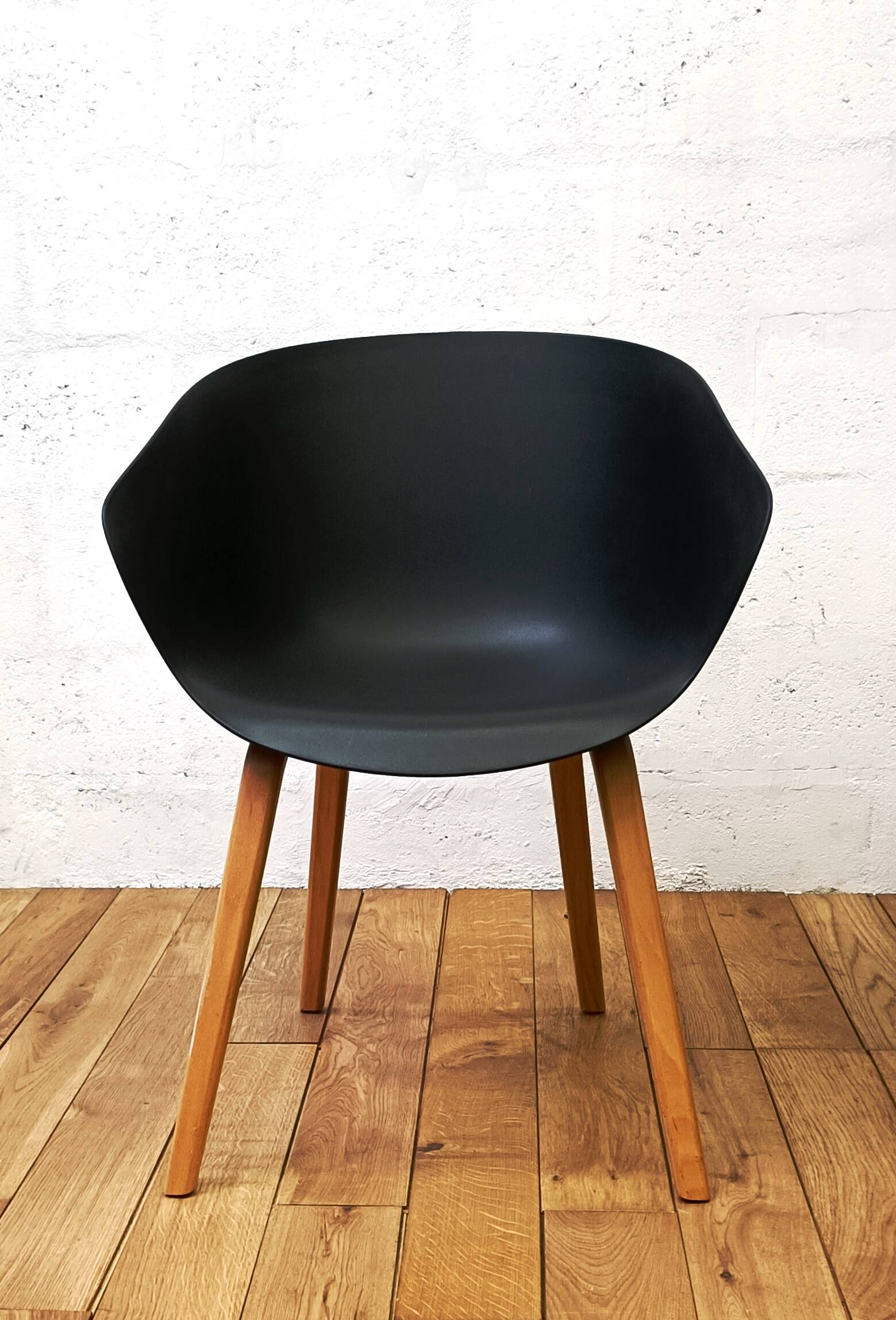 Lot de 4 fauteuils coque design