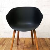 Set of 4 designer shell armchairs