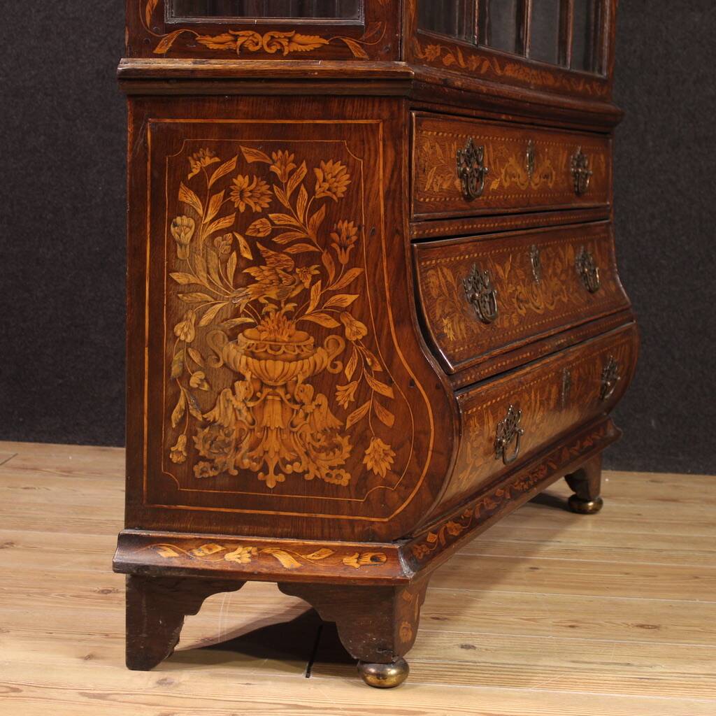 Vitrine marquetée hollandaise du XIXe siècle