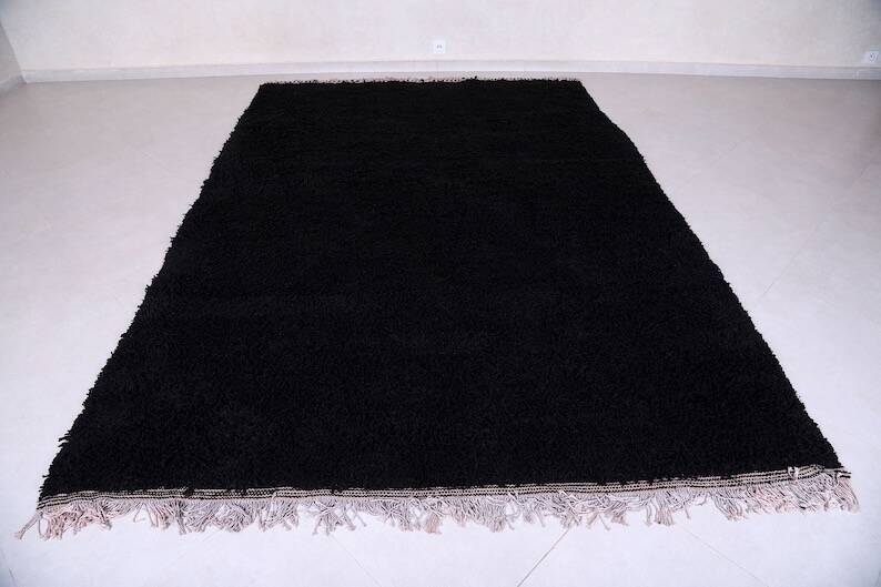 Handmade black wool Berber rug, size 150 x 250 cm