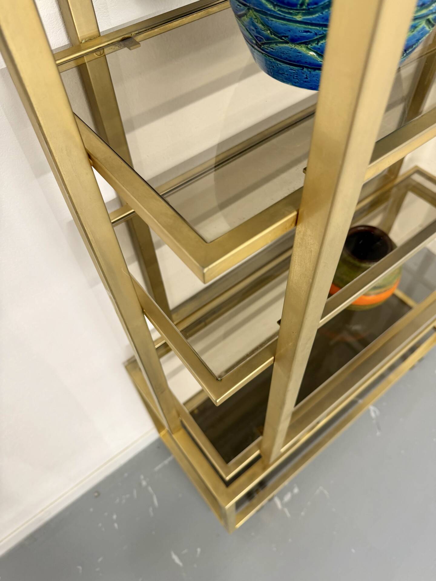 1970s vintage Italian design brass and glass shelf