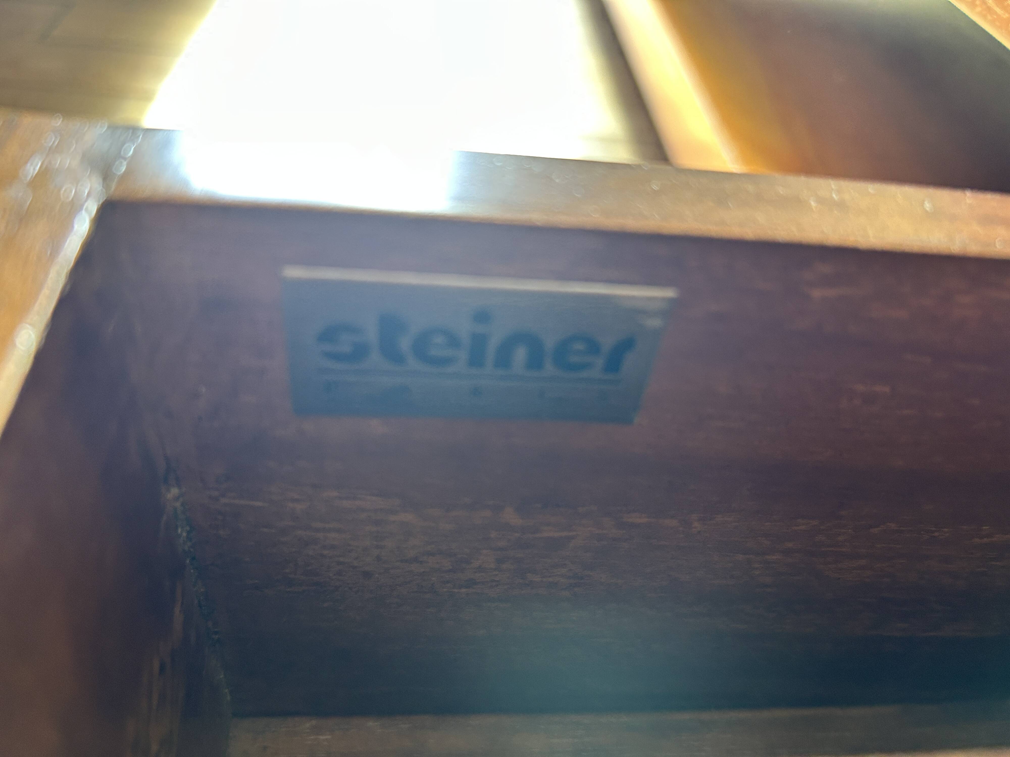 Table basse Steiner Paris — circa 1970-1980