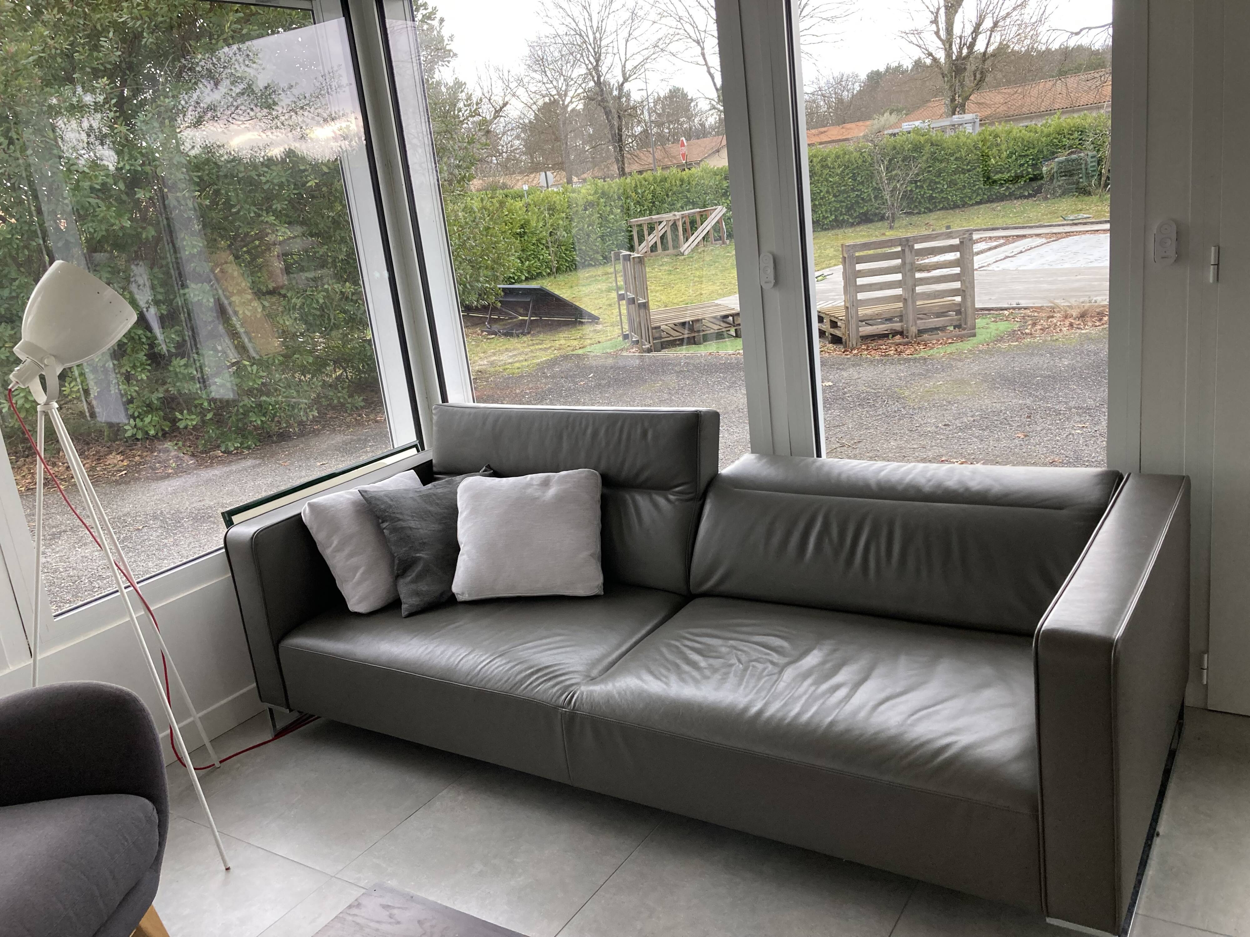 Urban Canapé – Didier Gomez for Ligne Roset – Anthracite grey leather