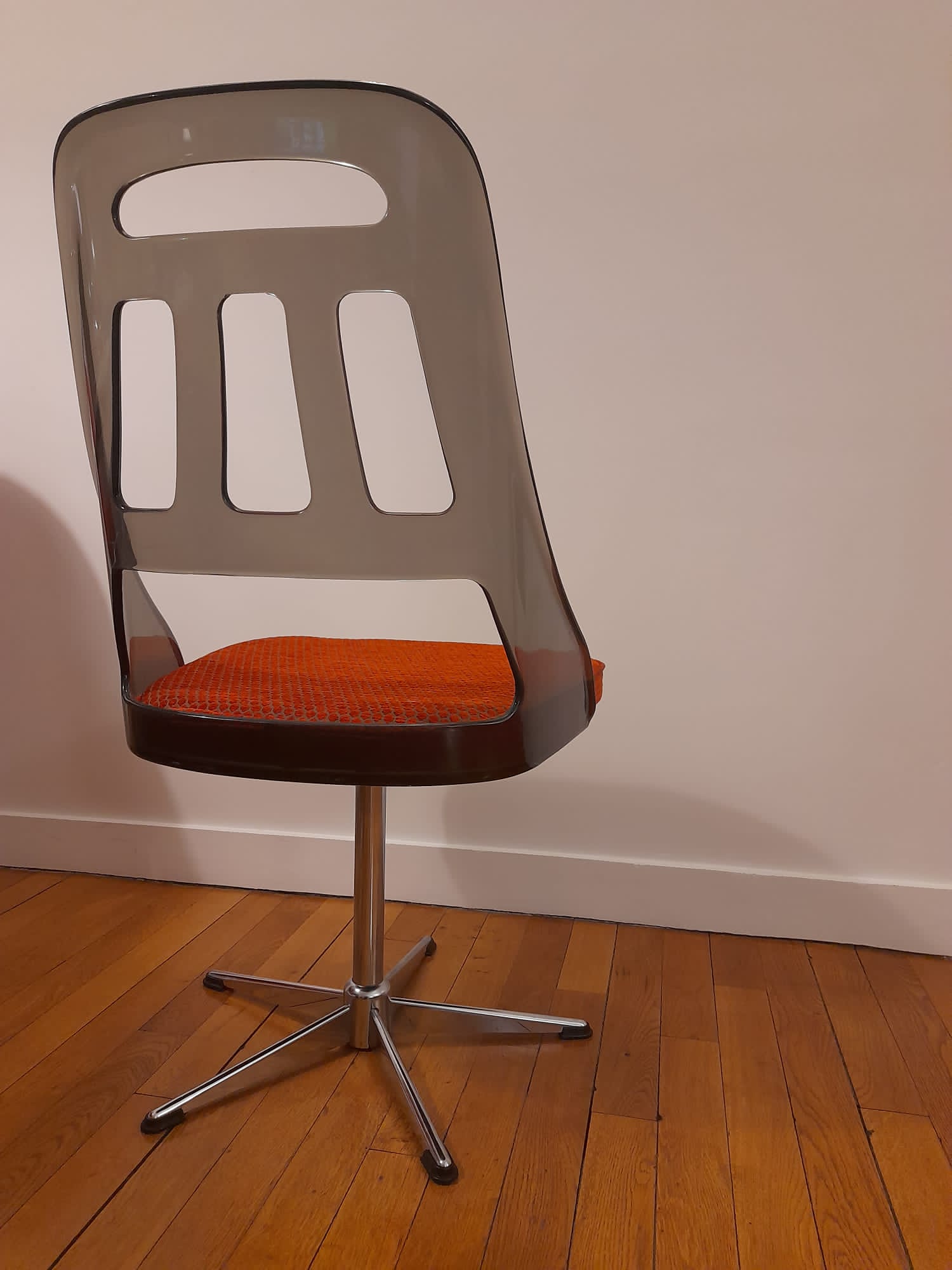 Swivel office chair vintage 70's