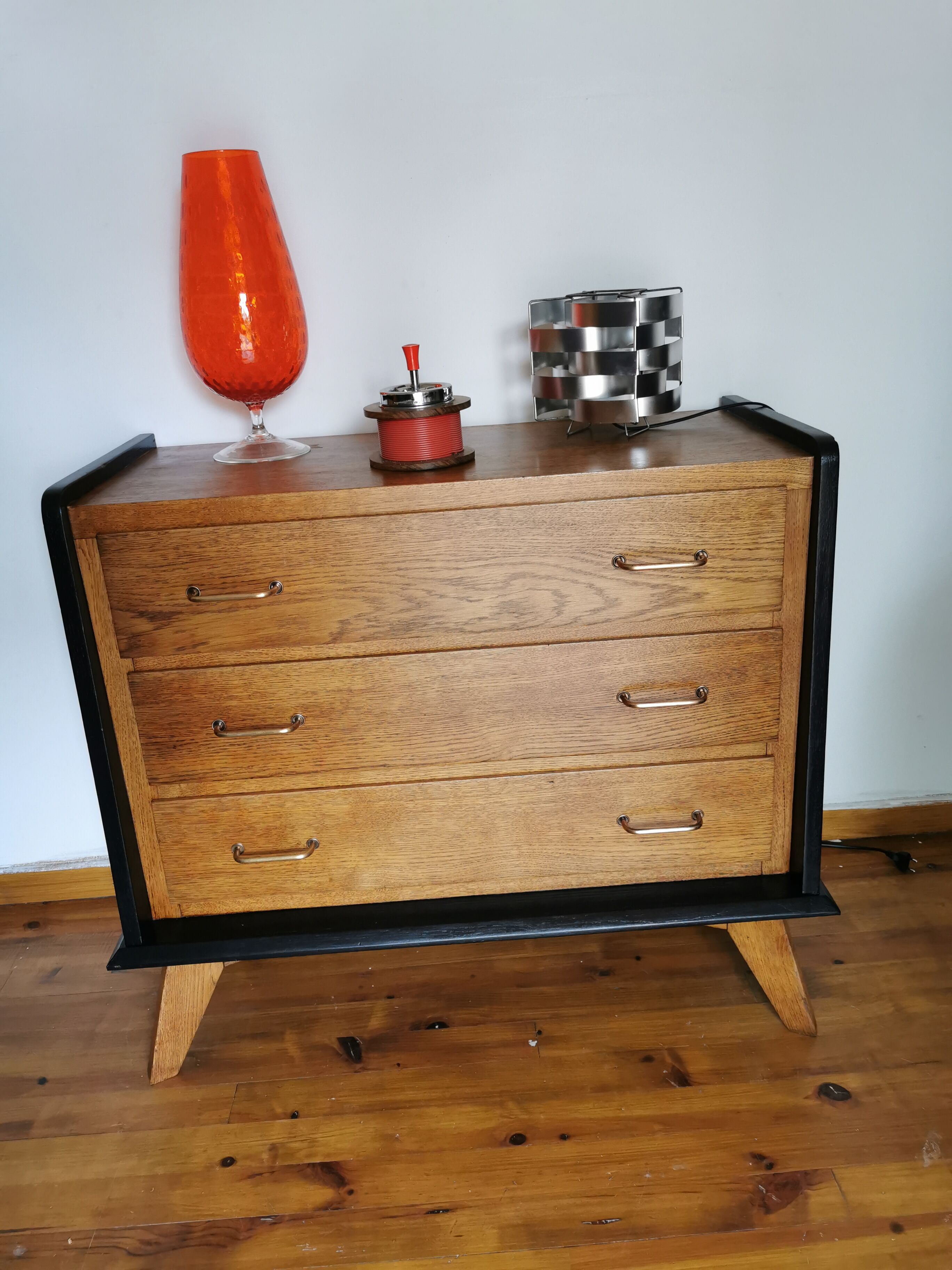 Vintage dresser