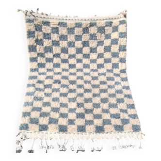 Tapis berbère Béni Ouarain à damiers bleus
