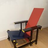 Gerrit T. Rietveld armchair red & blue