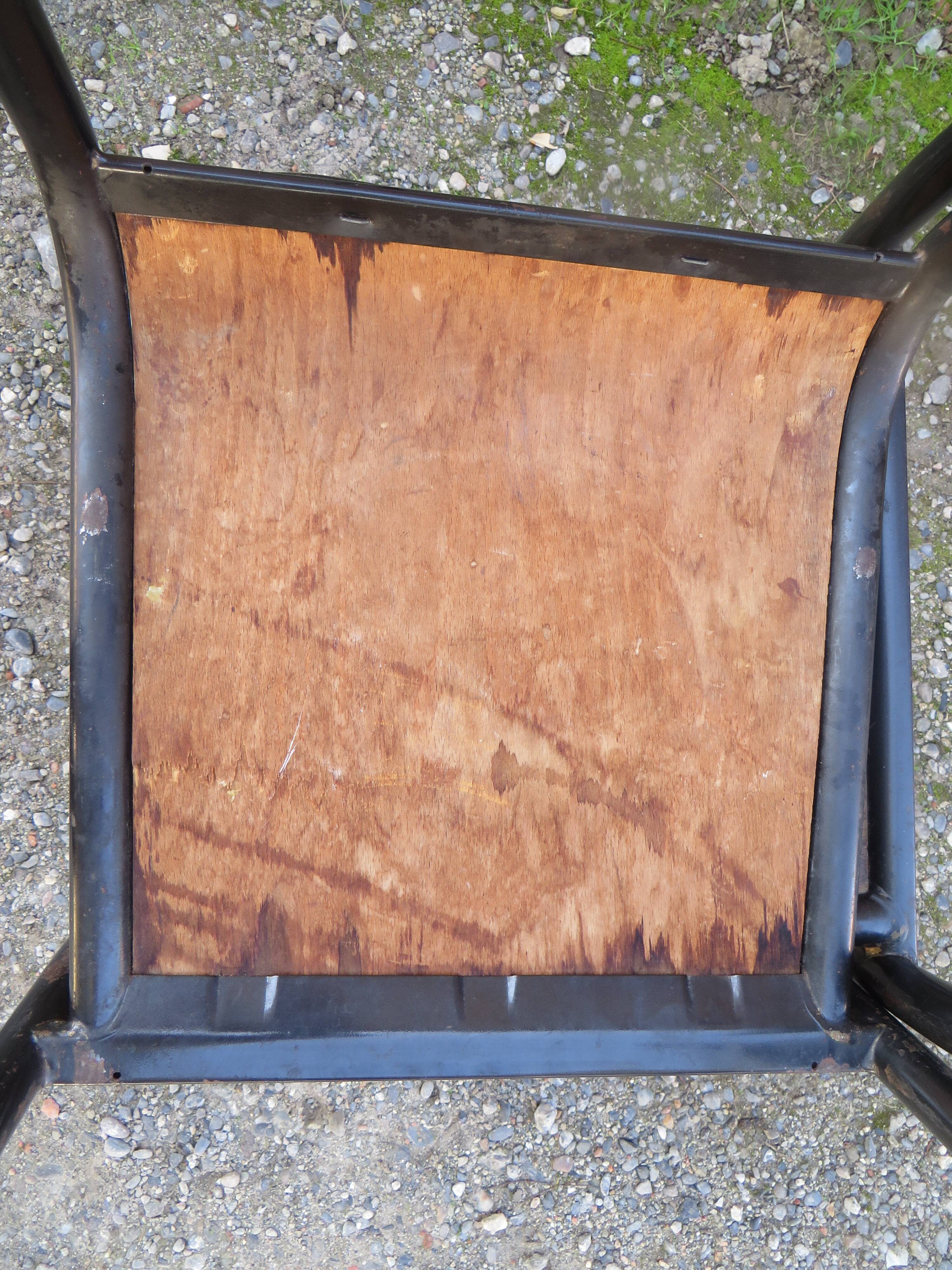 Series of 4 chairs Mullca school model 510 tapered feet 1950