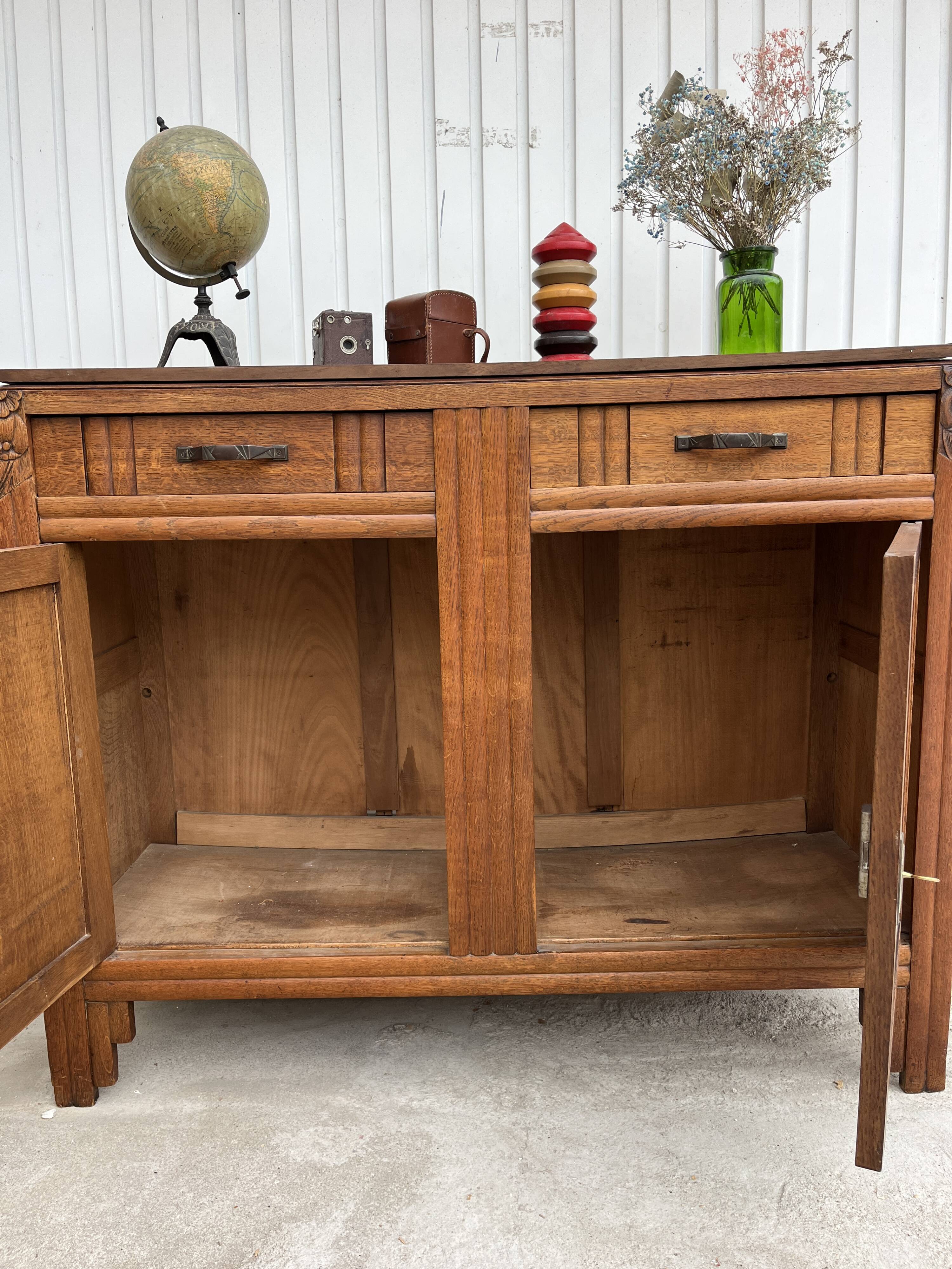 Buffet art deco