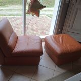 Heater and its vintage footrest rock bobois