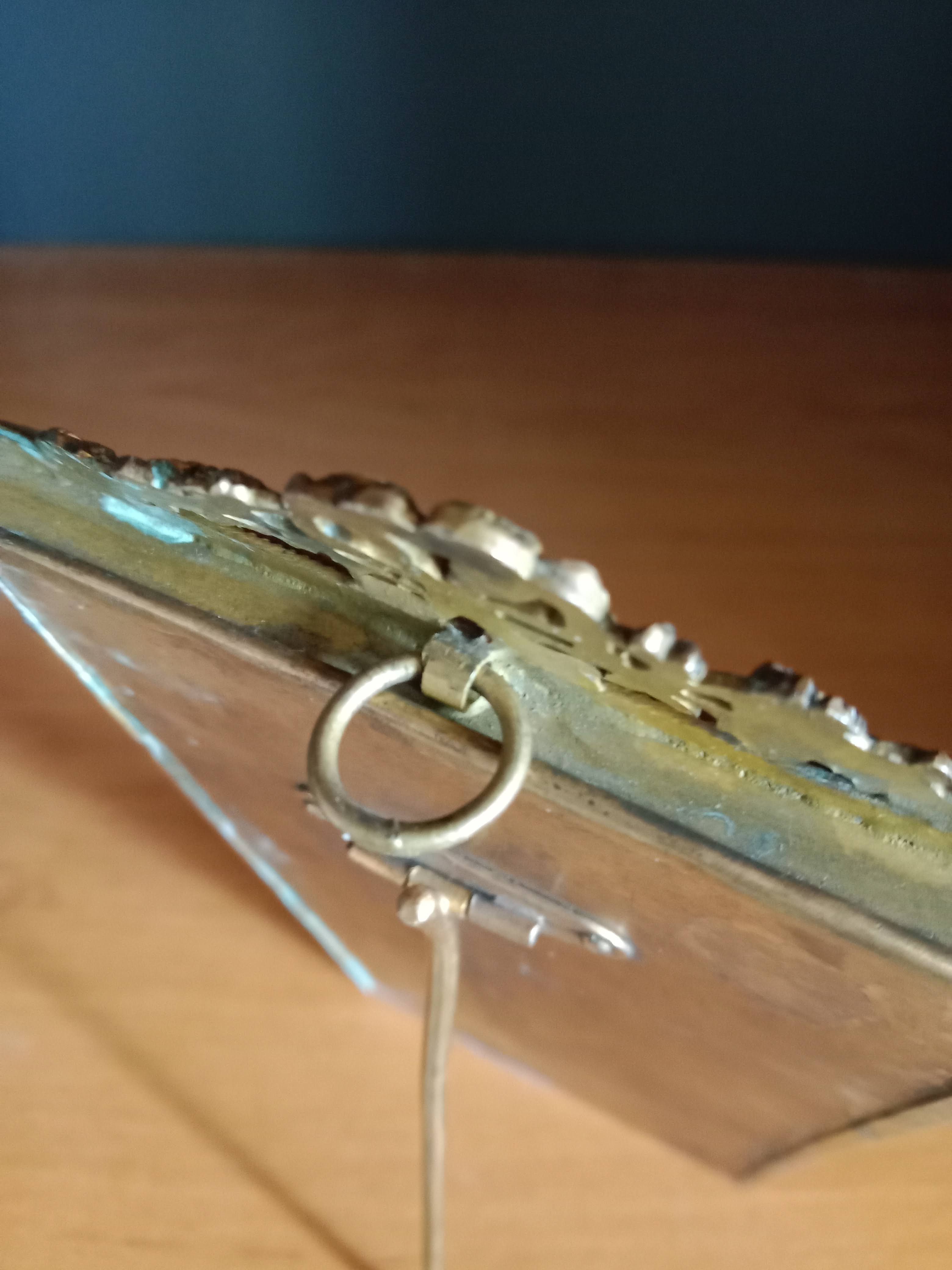 Brass photo holder frame