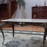 Table basse en bronze et plateau de marbre