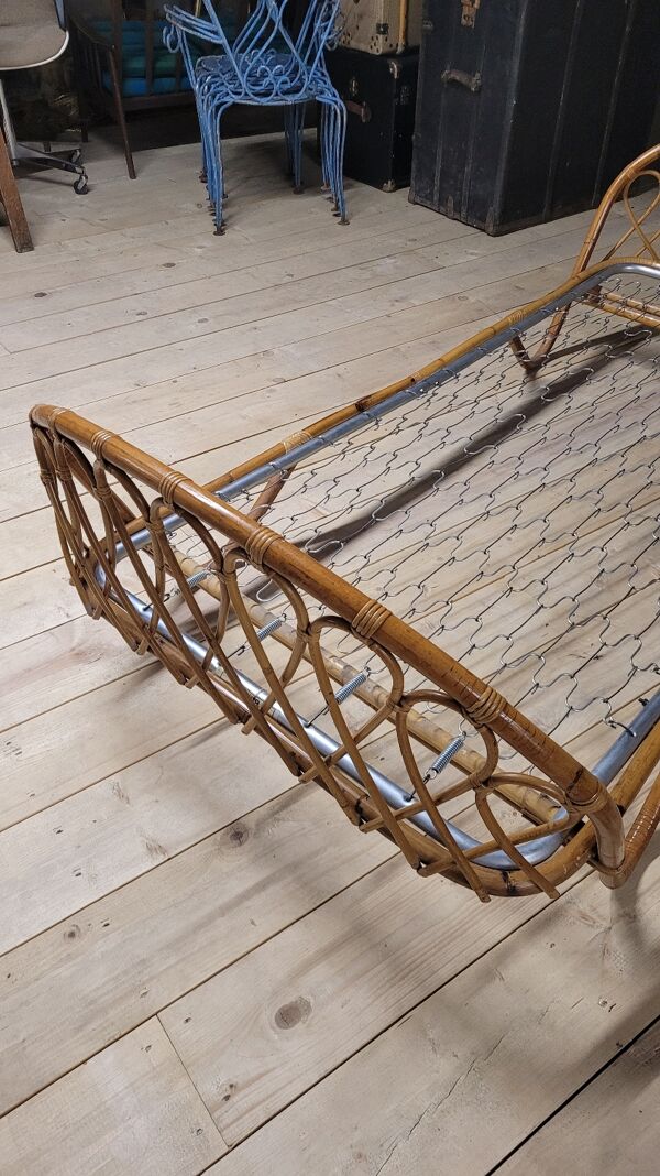 Lit banquette corbeille en rotin vintage- 1950s
