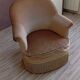 Fauteuil crapaud en velours beige avec franges, 1950-80