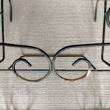 Set of two iron planters