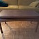 Vintage lift-top coffee table in solid oak – 1950s/60s