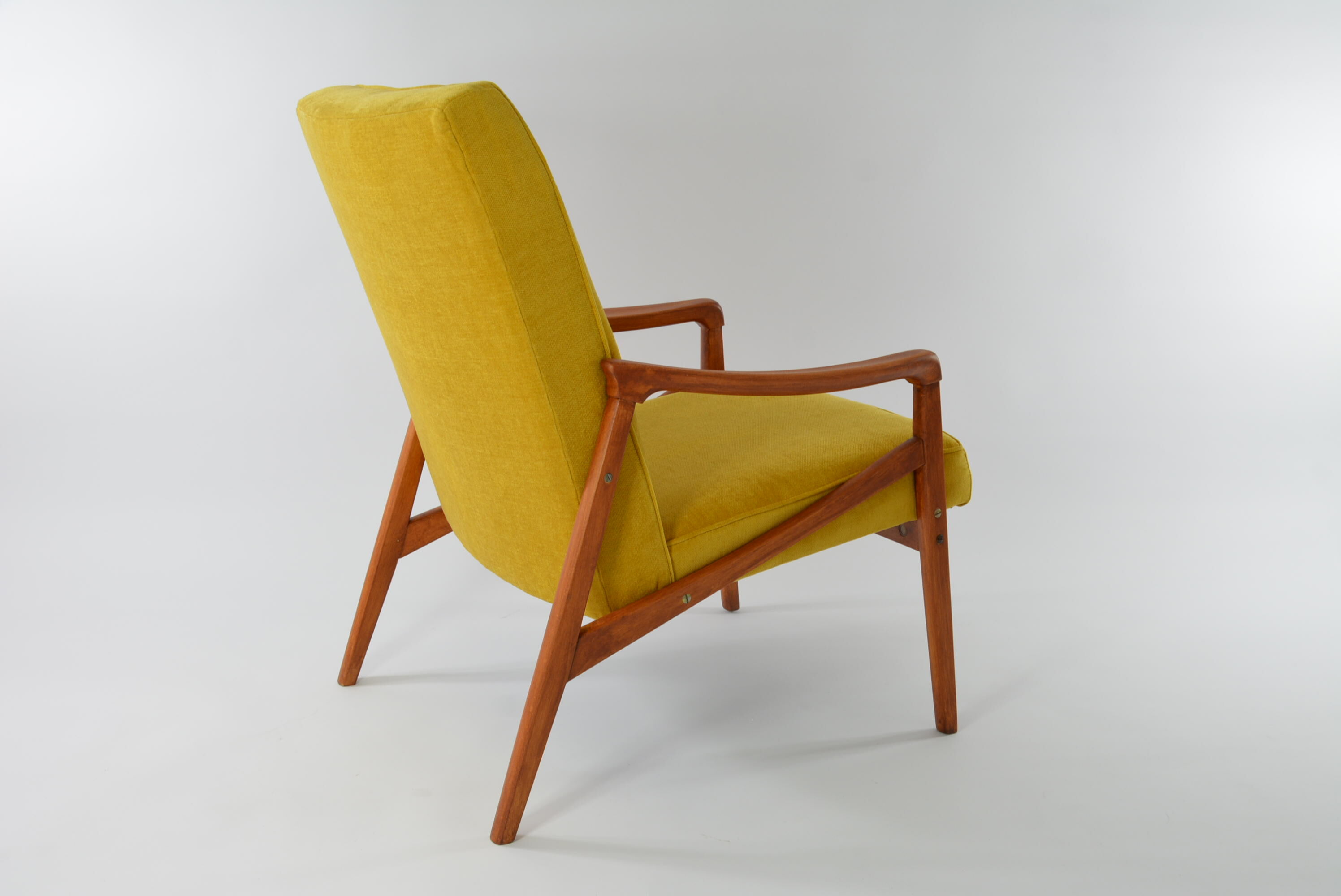 Yellow pen armchair