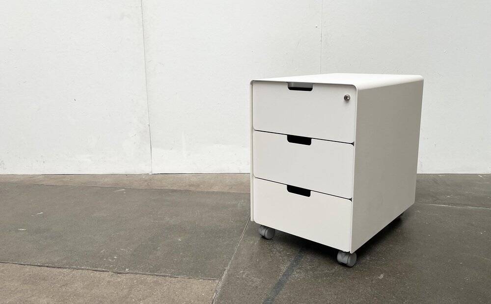 Metal office cart series ATM by Jasper Morrison for Vitra