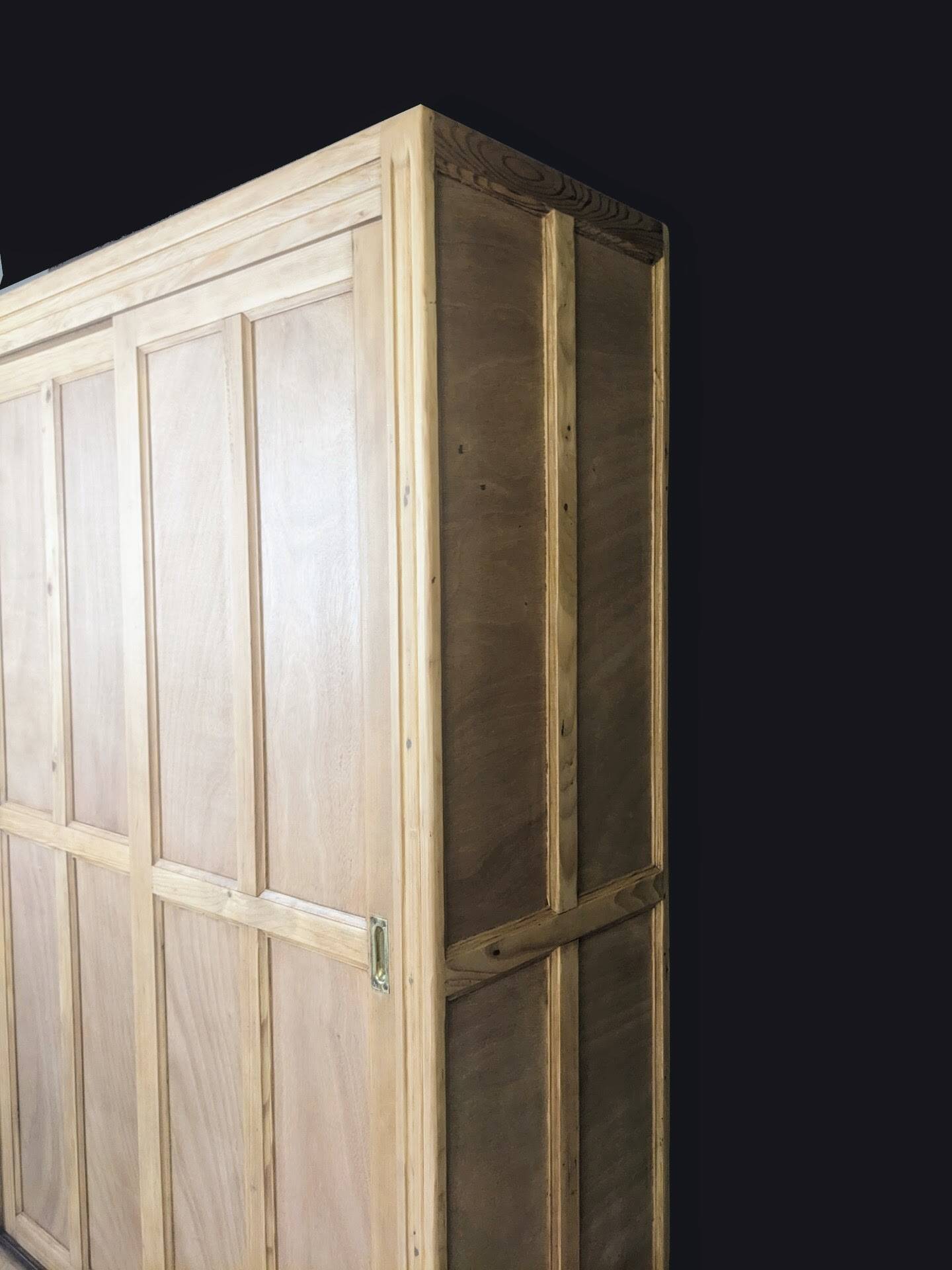 Parisian wardrobe - Renovated