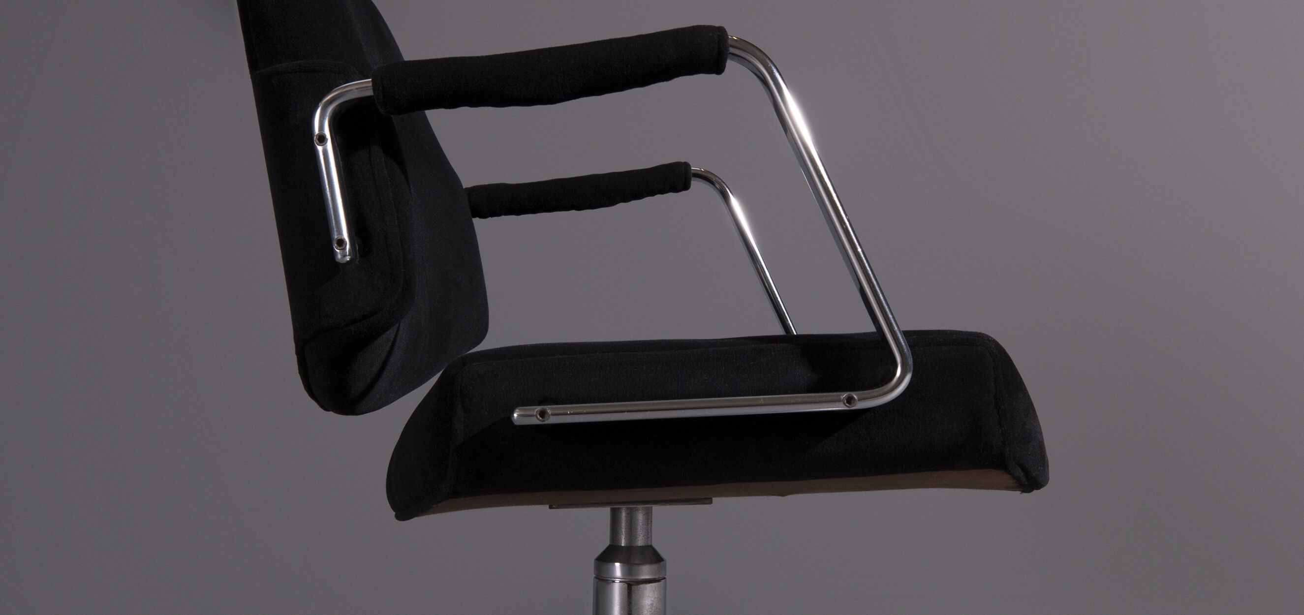 Jørgen Kastholm chair produced by Kill