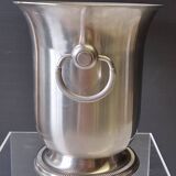 Very nice 18/10 stainless steel champagne bucket from Jean Couzon in very good condition.