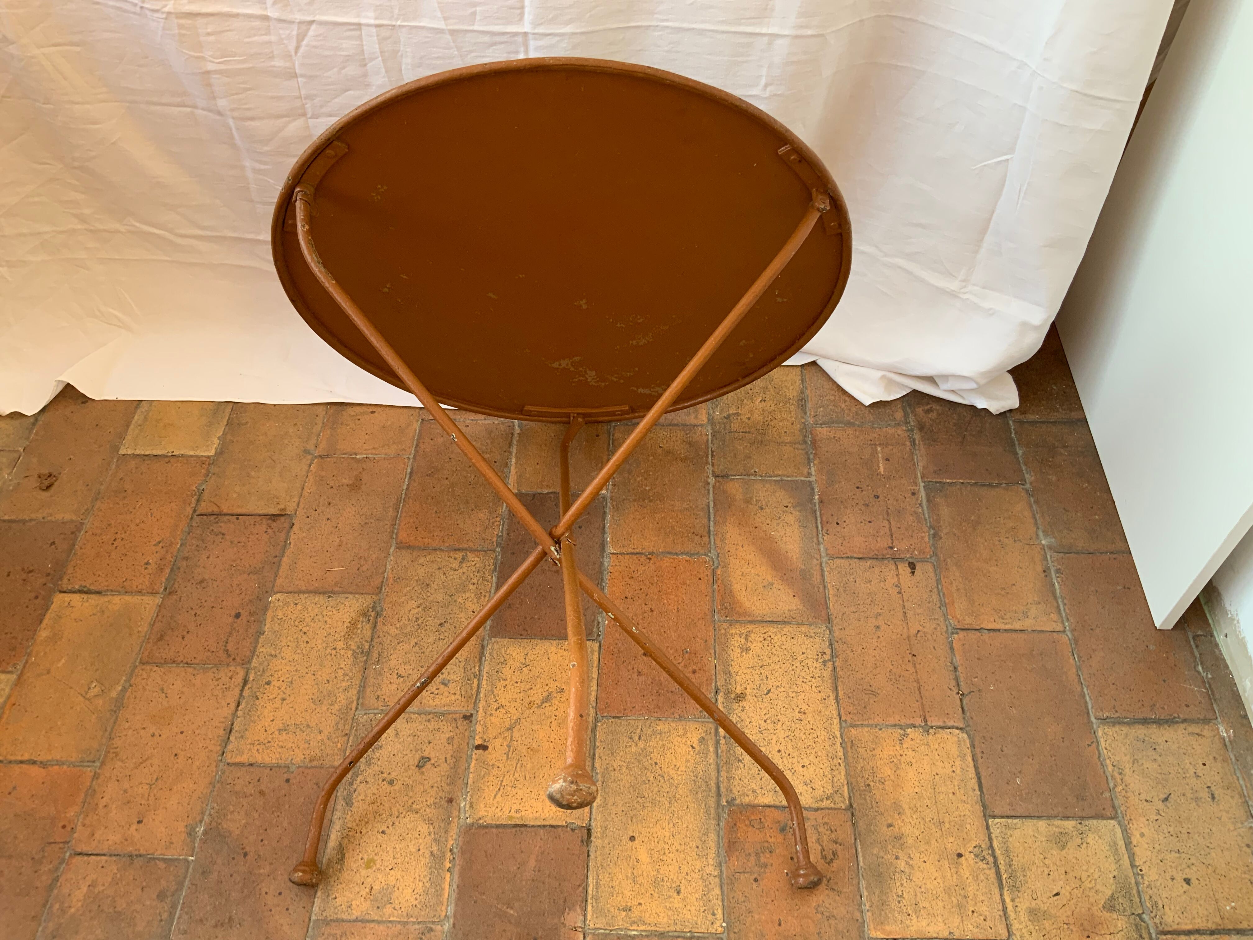 Table de jardin