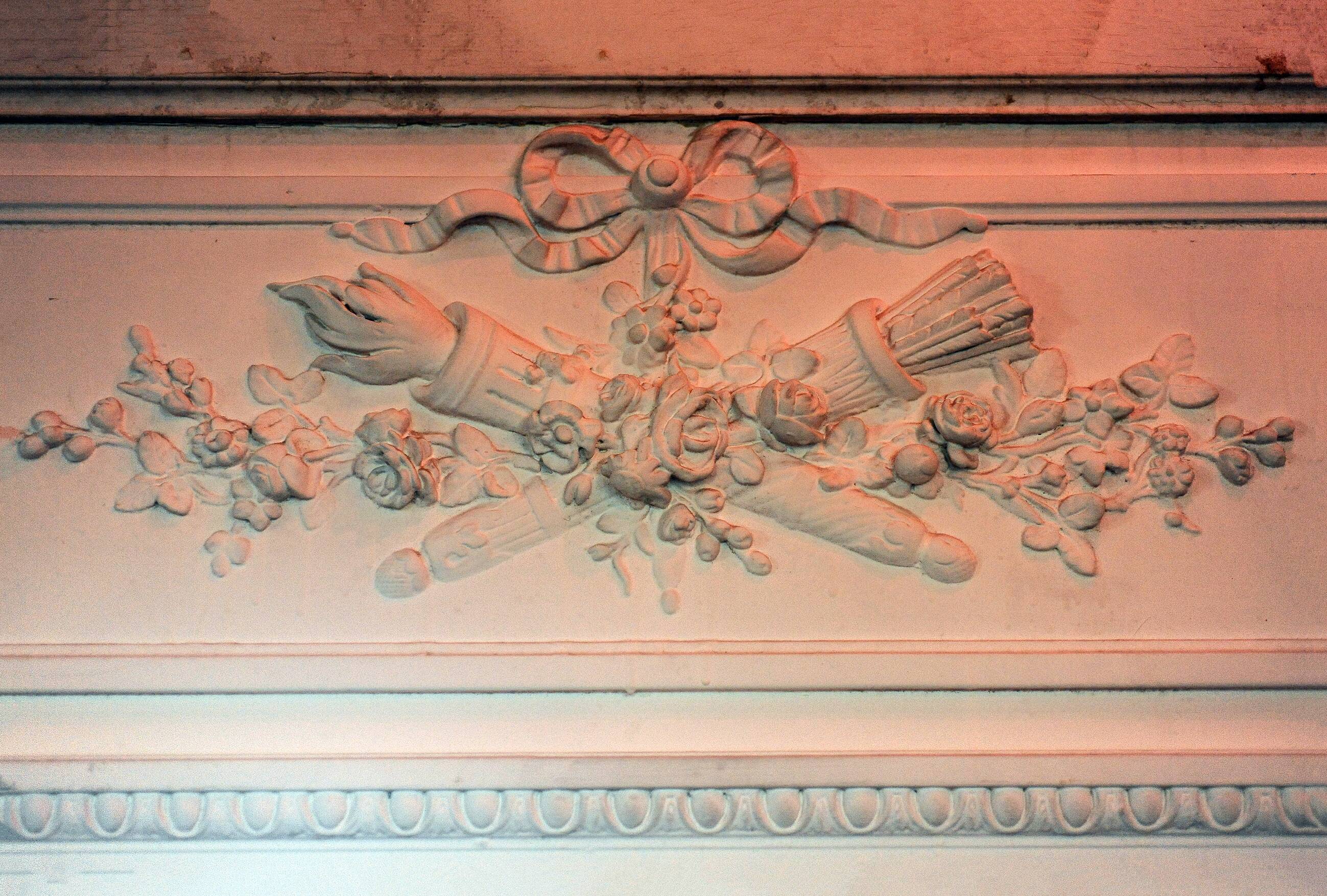 Mirror Trumeau 133 x 136 cm