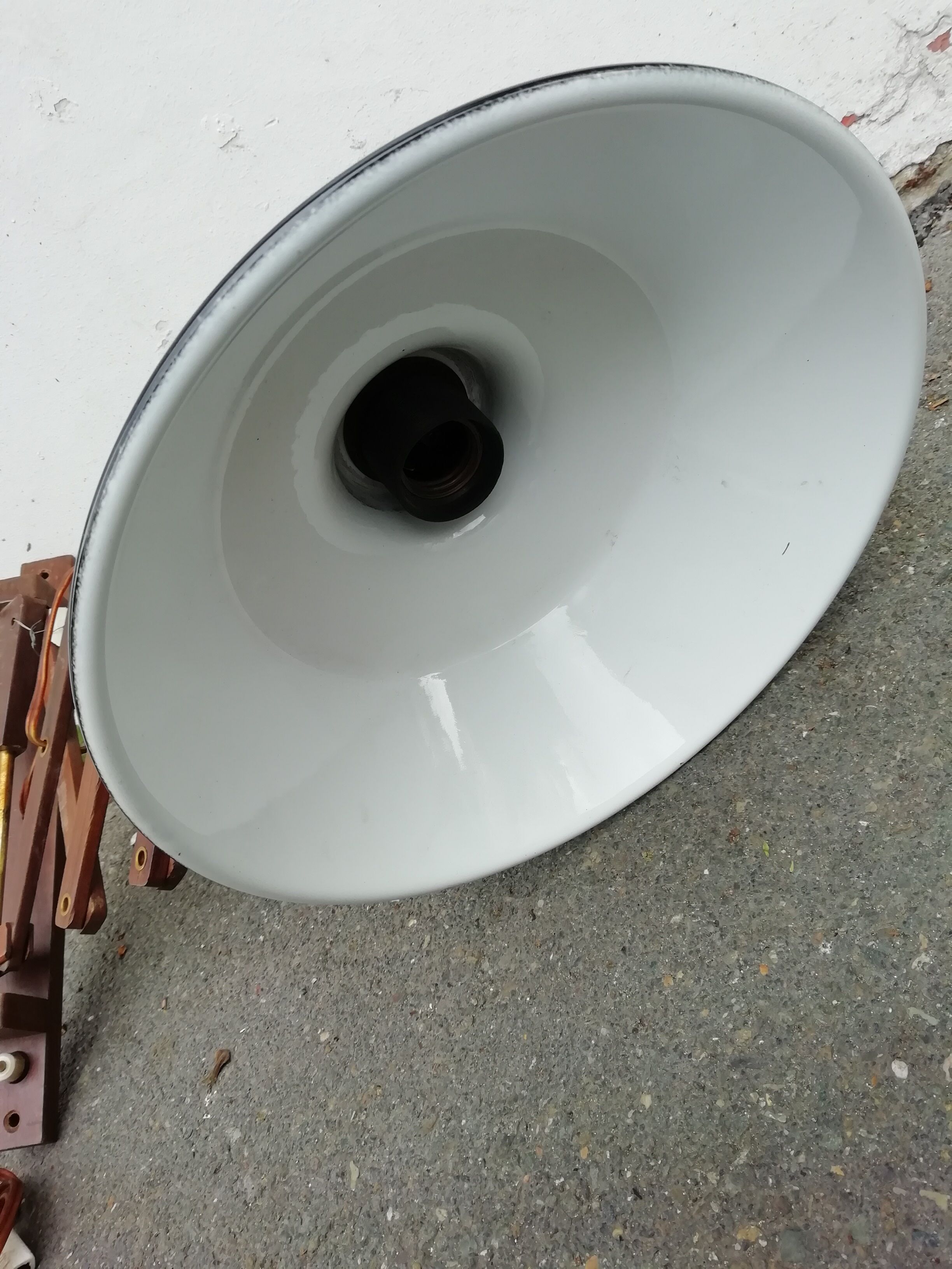 Wooden accordion sconce