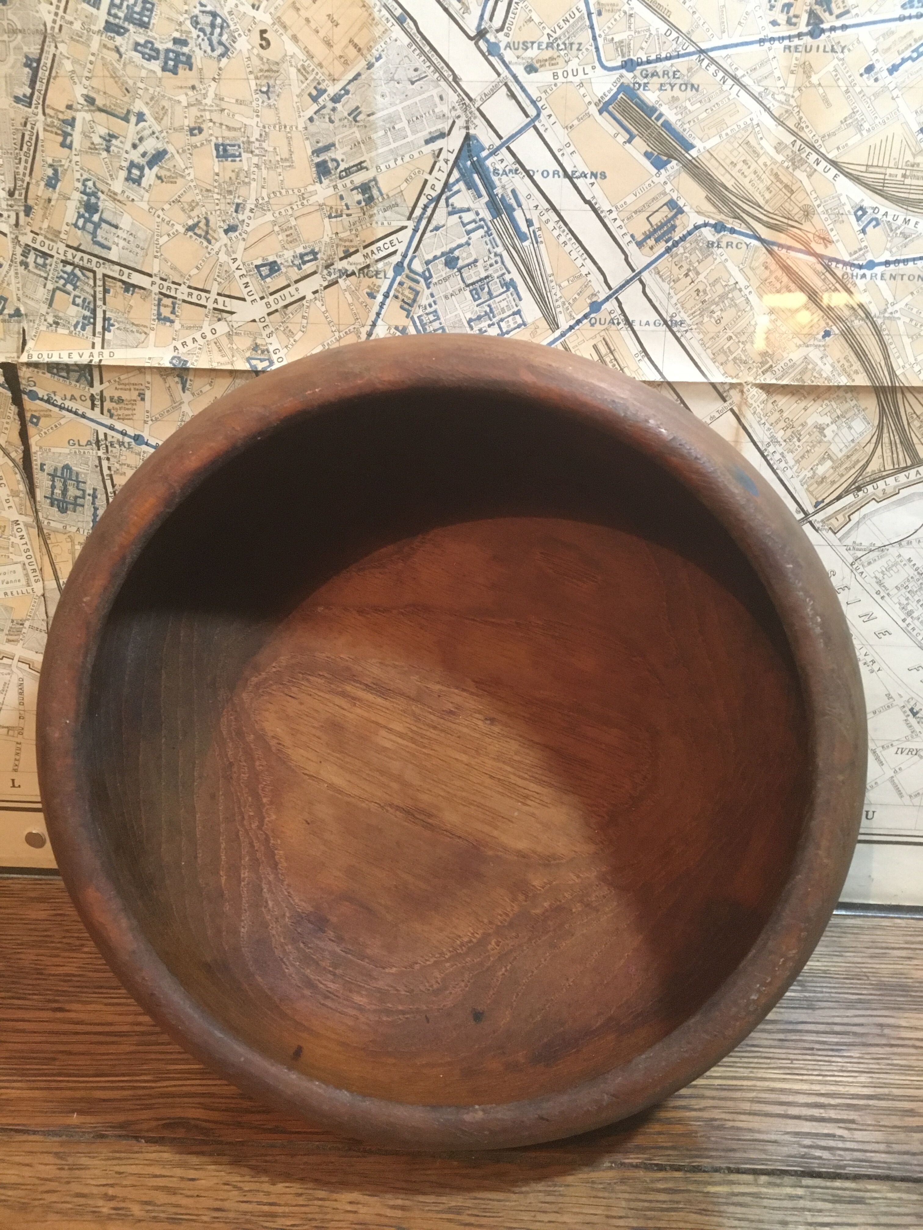 Ethnic teak dish