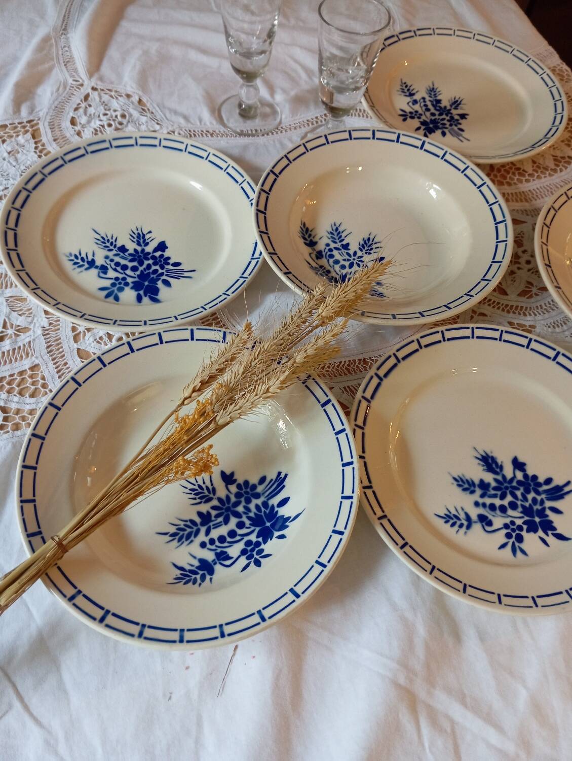 6 old plates 1920/30 Badonviller, blue decor