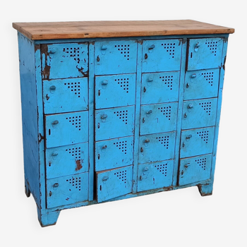 Casier ancien en métal bleu avec plateau bois