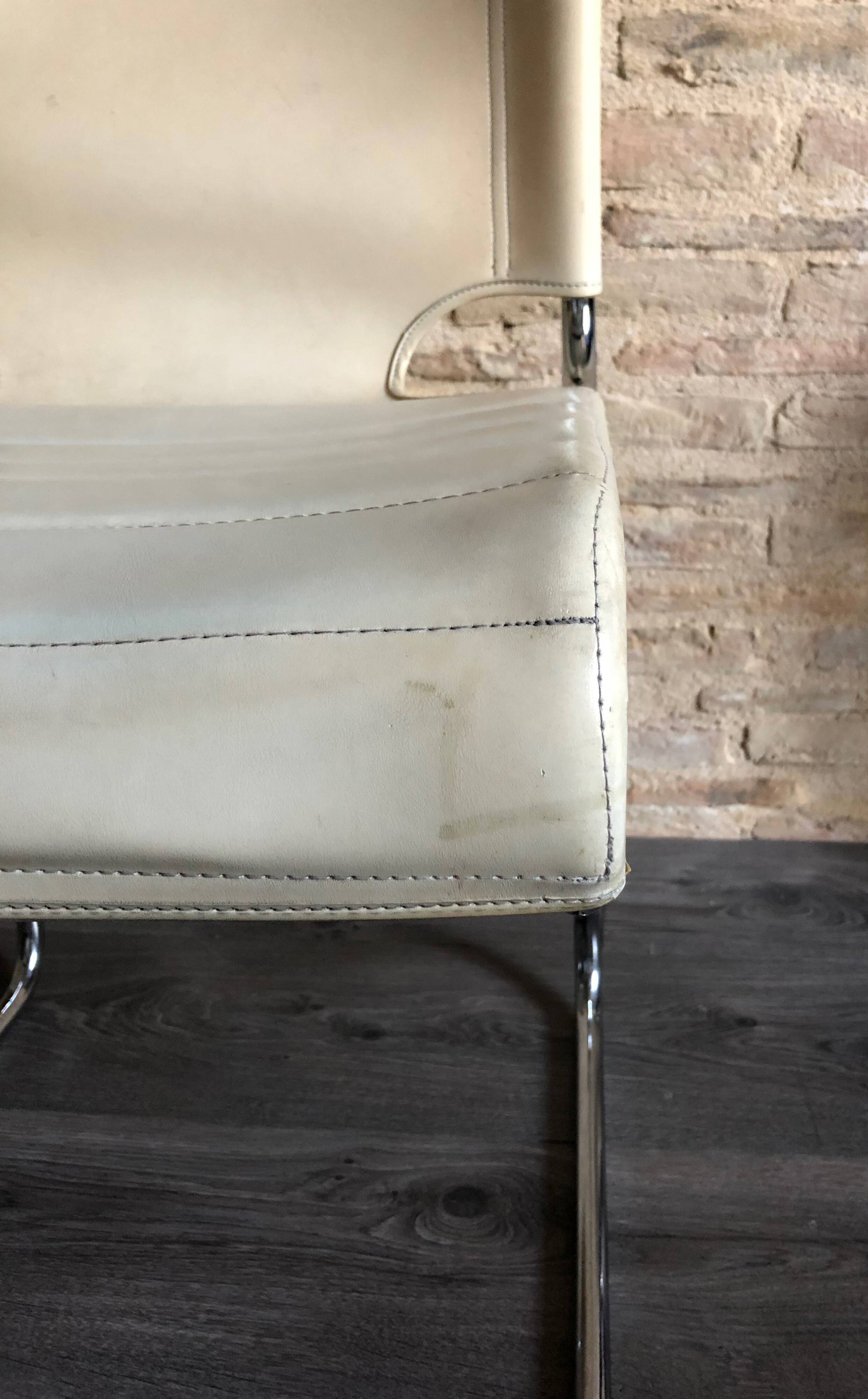 Chair "Biscia" by Pascal Mourgue