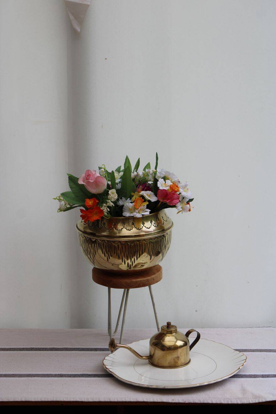 Golden brass cache-pot