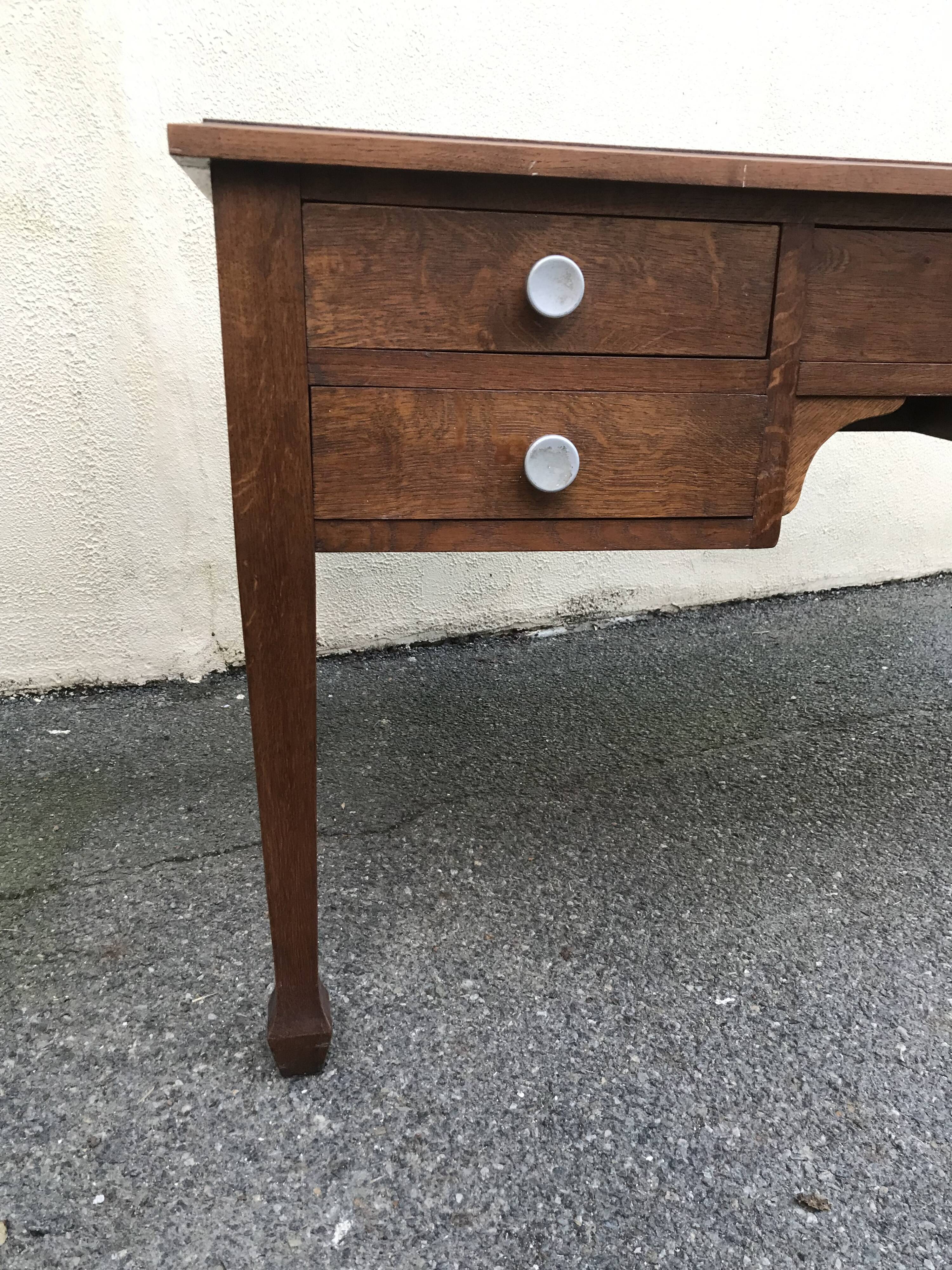 Arts and Crafts Office