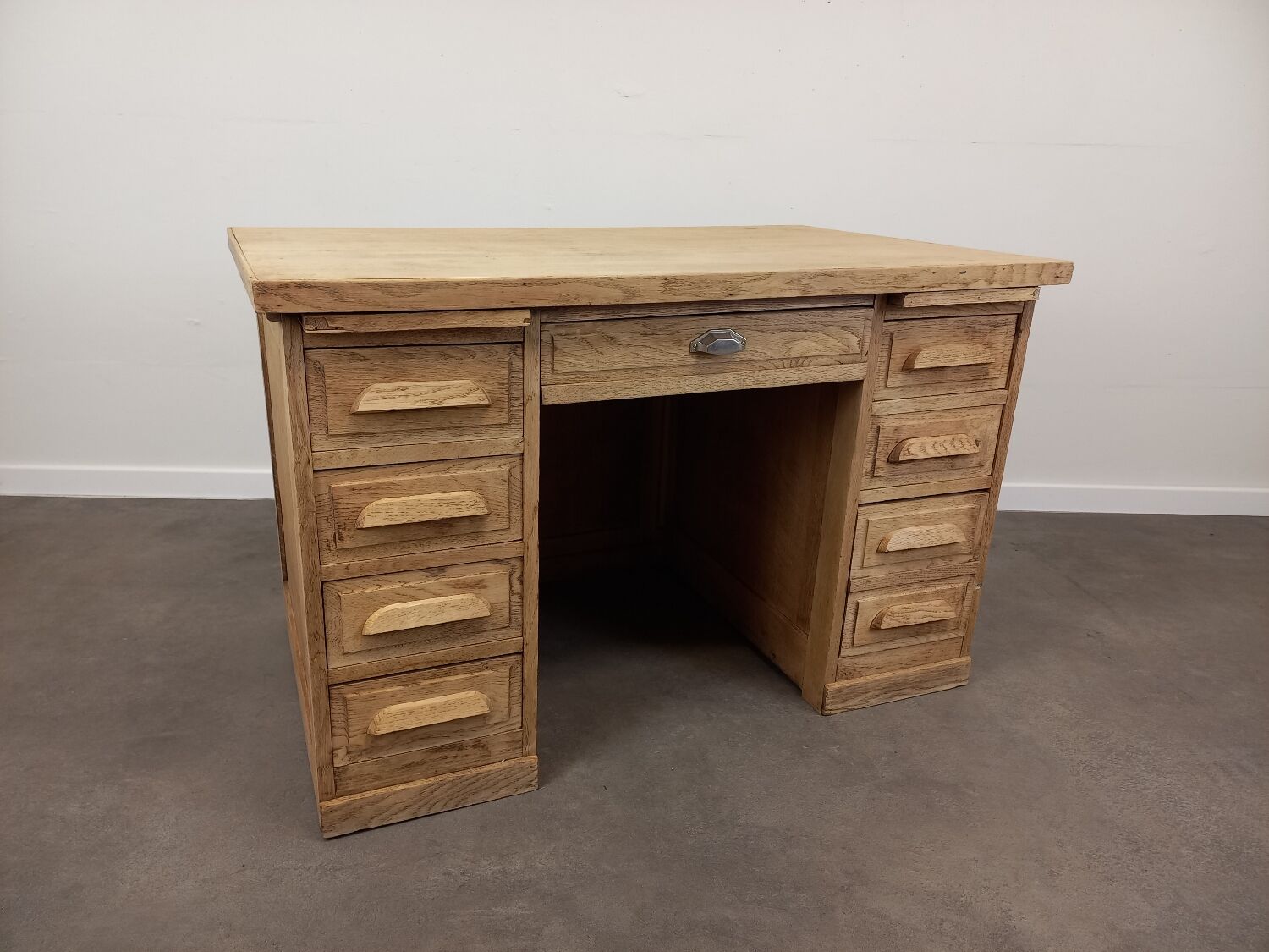 Desk with oak drawers