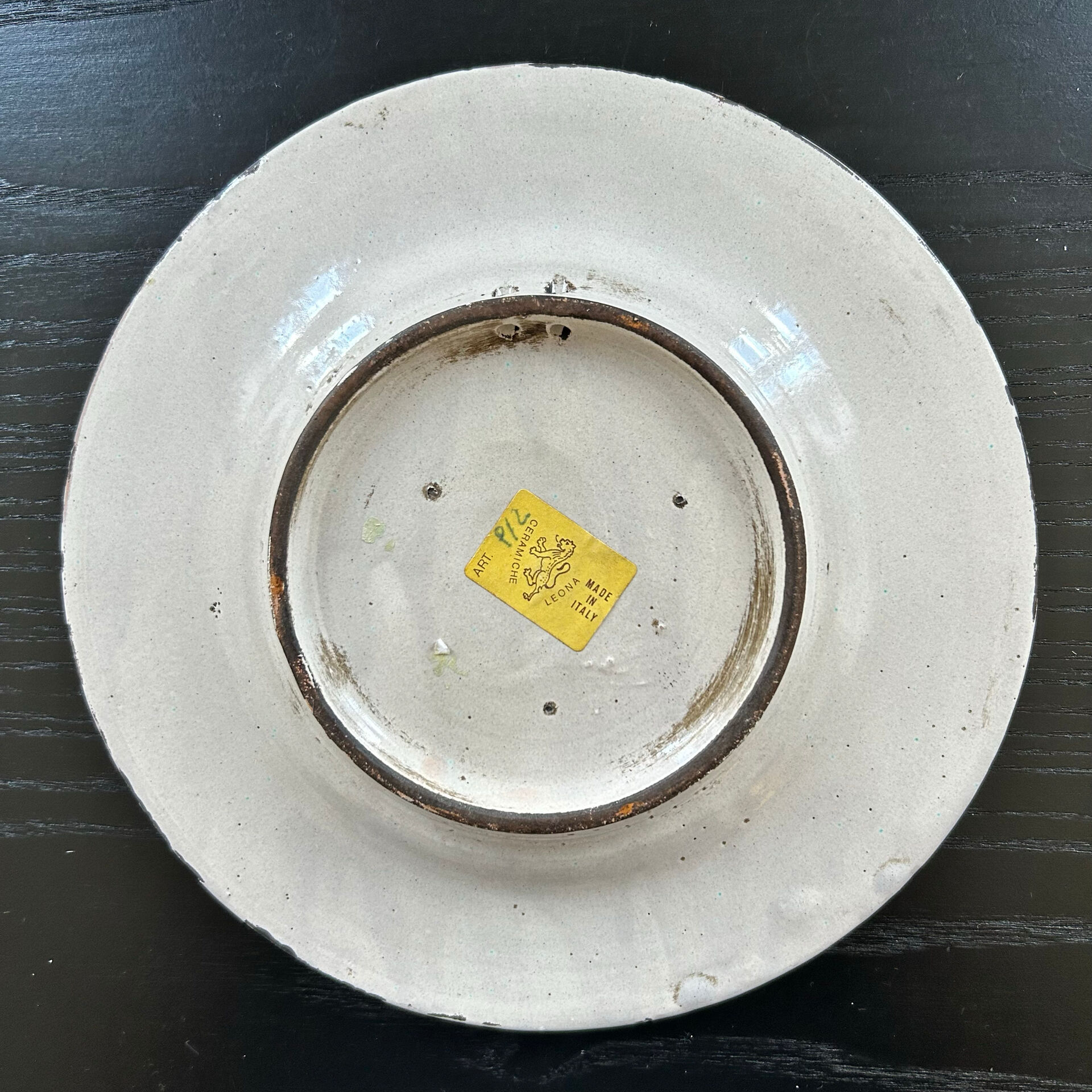 Collection of 3 botanical dishes made in Italy.