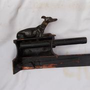 Chimney bar greyhounds