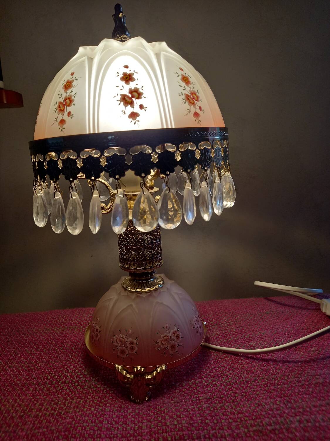 Table lamp