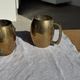 Indian mug in engraved gold metal with floral patterns H11
