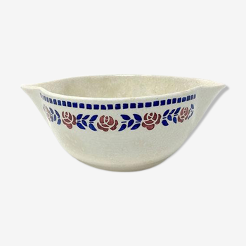 Flower ceramic saucier