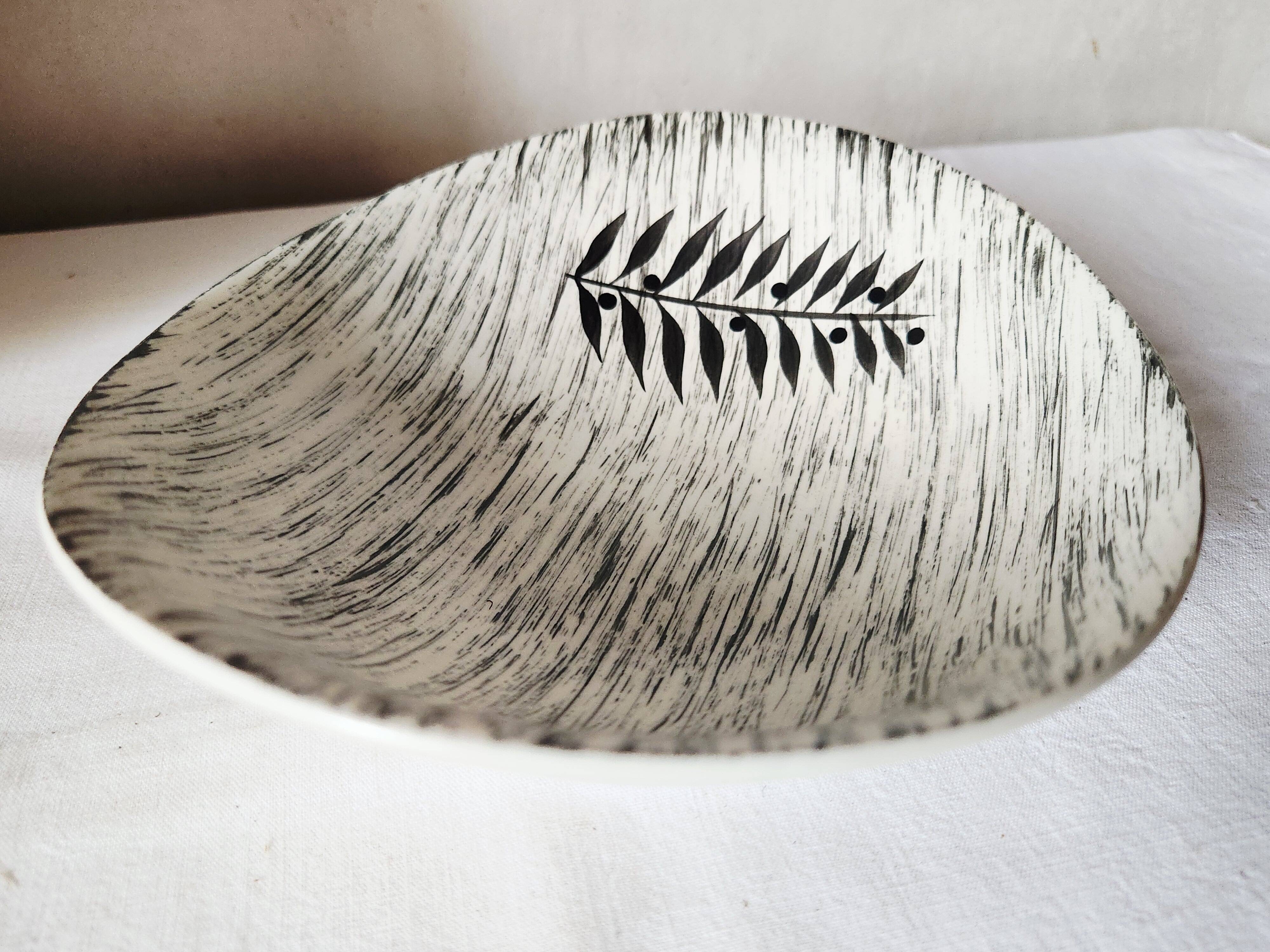 Vintage french 1960s stalins toledo - toledo dessert bowls black olive leaf