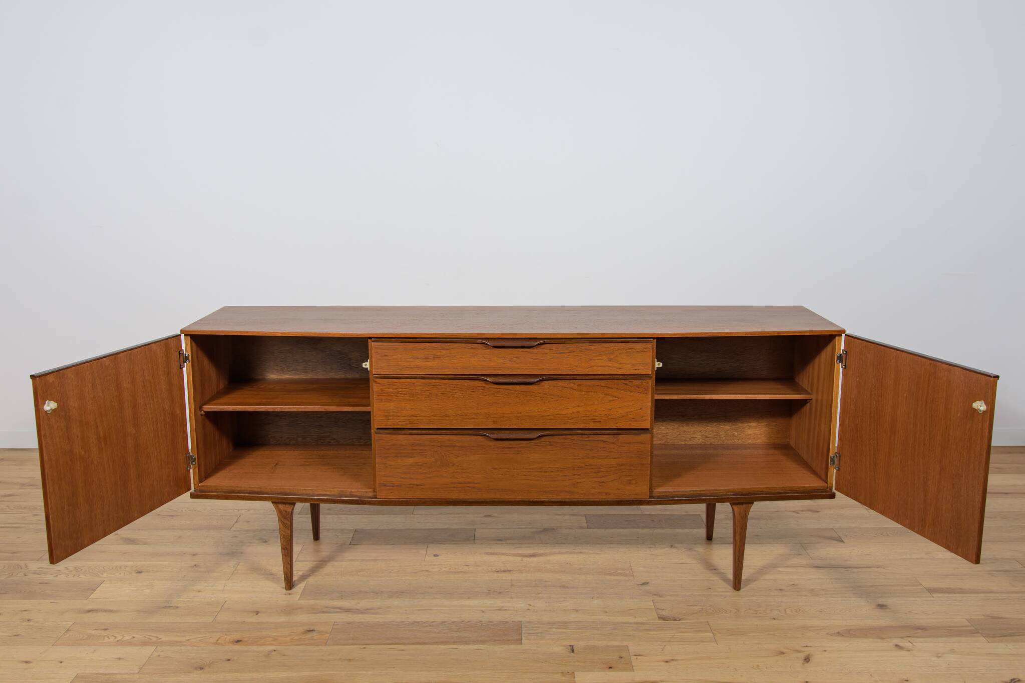Enfilade en teck, Royaume-Uni, années 1960