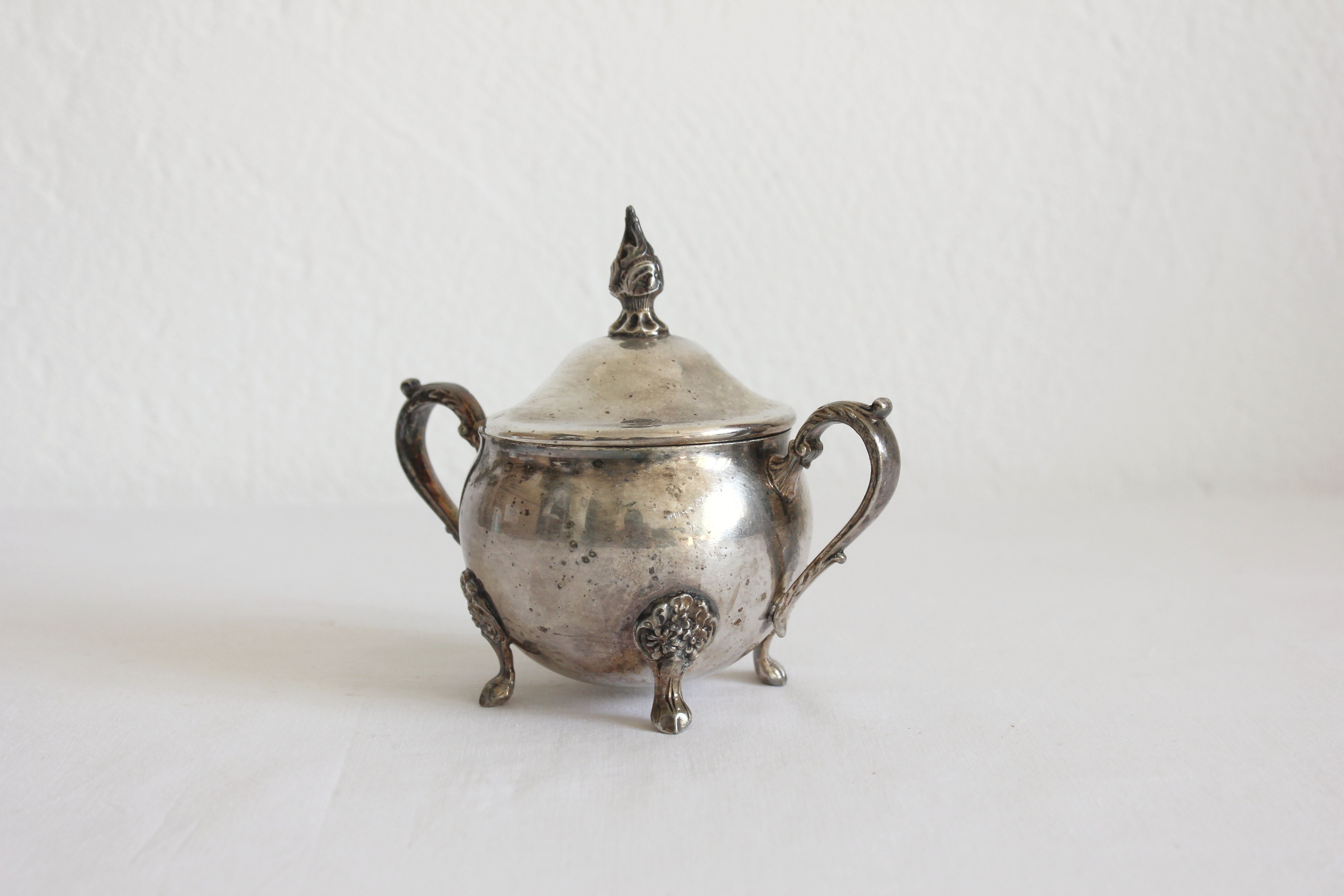 Old silver metal sugar bowl Viners