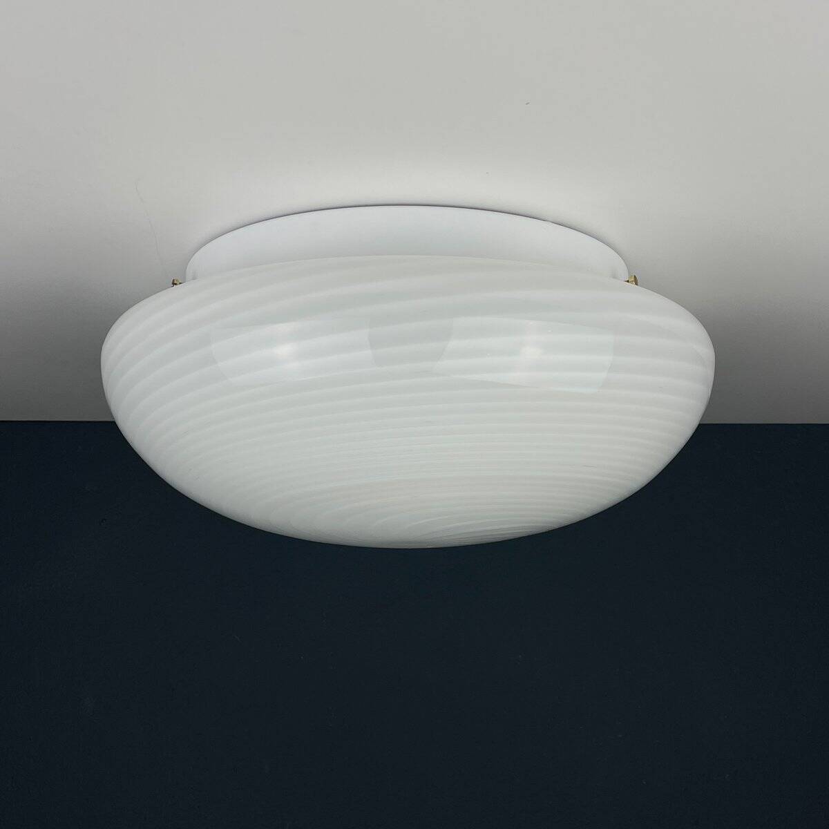 Classic Murano glass whirlwind lamp, ceiling or wall-mounted, Italy, 1970s.