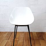 Shell chair, Pierre Guariche