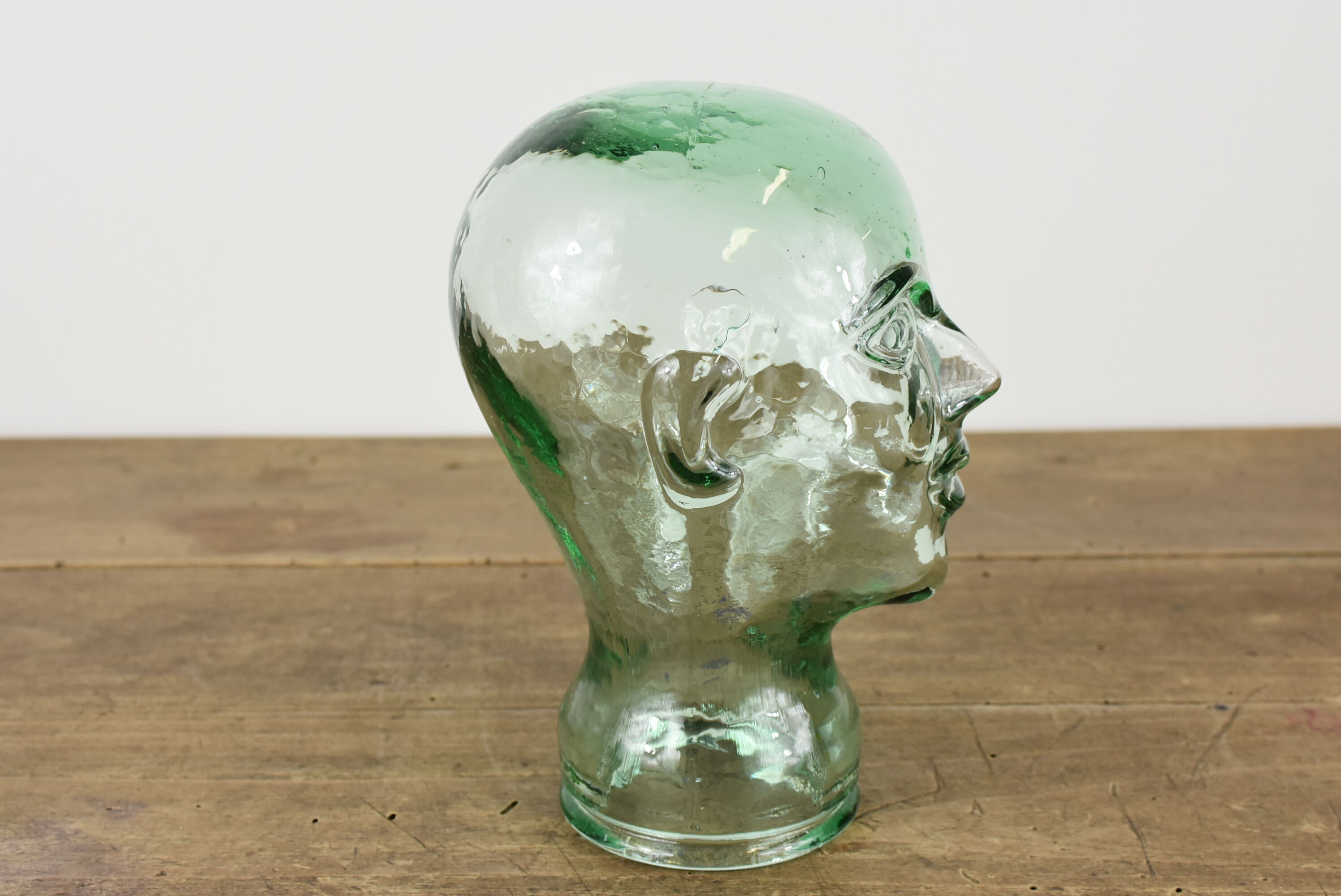 Decorative glass head