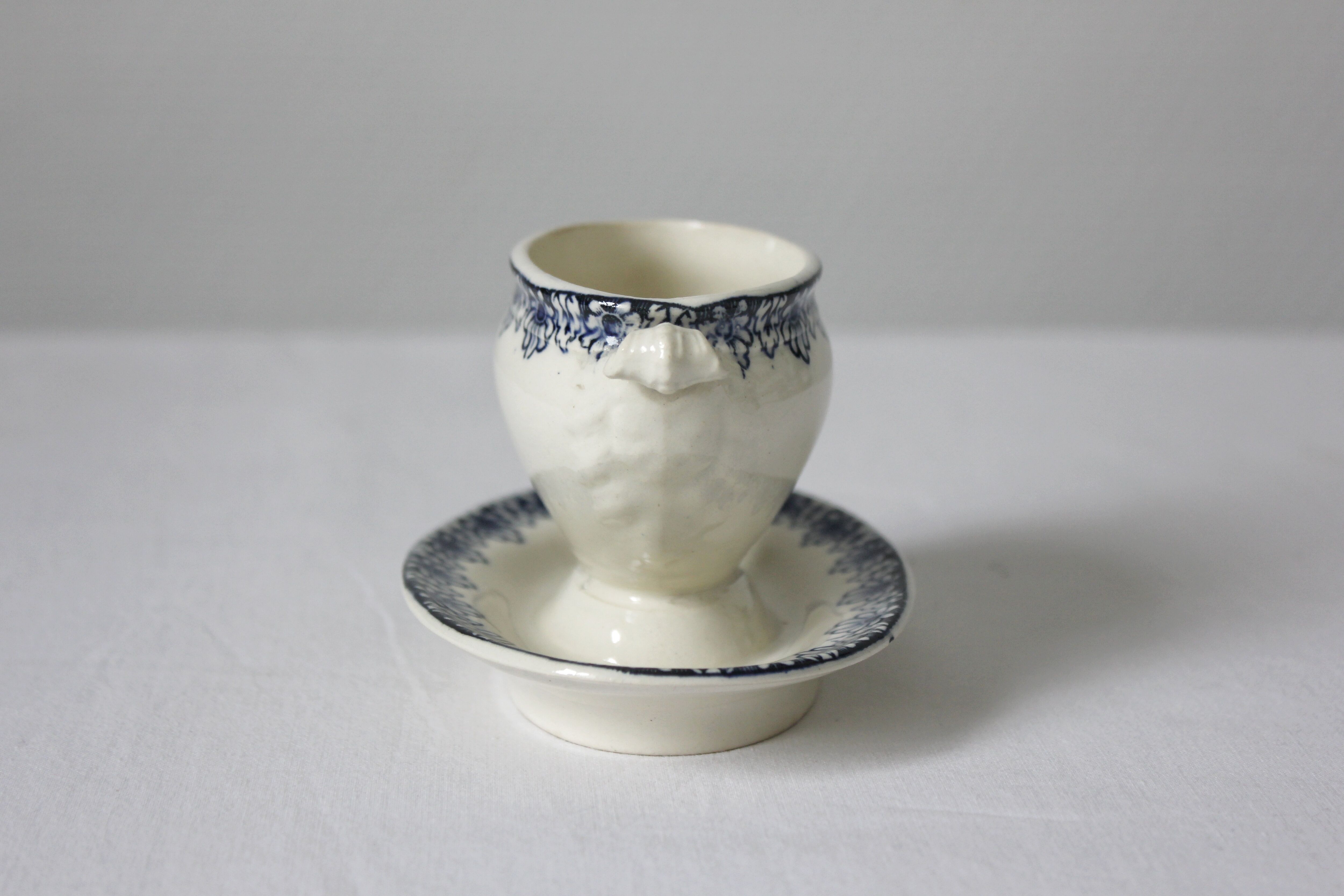 Antique ironstone mustard pot KG Lunéville