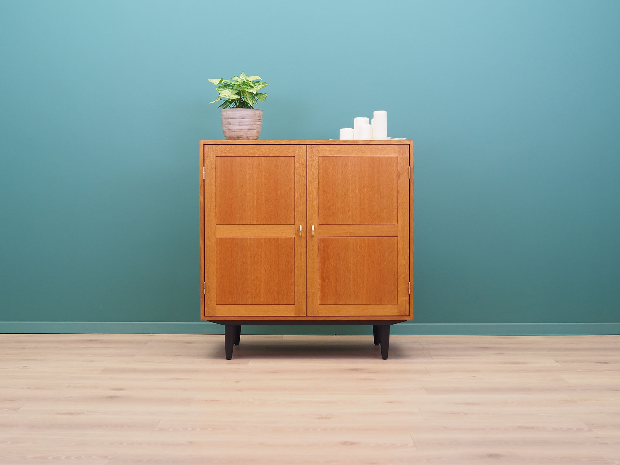 Ash cabinet, 1970s, Danish design, designer: Christian Hvidt, manufacturing: Søborg Møbelfabrik