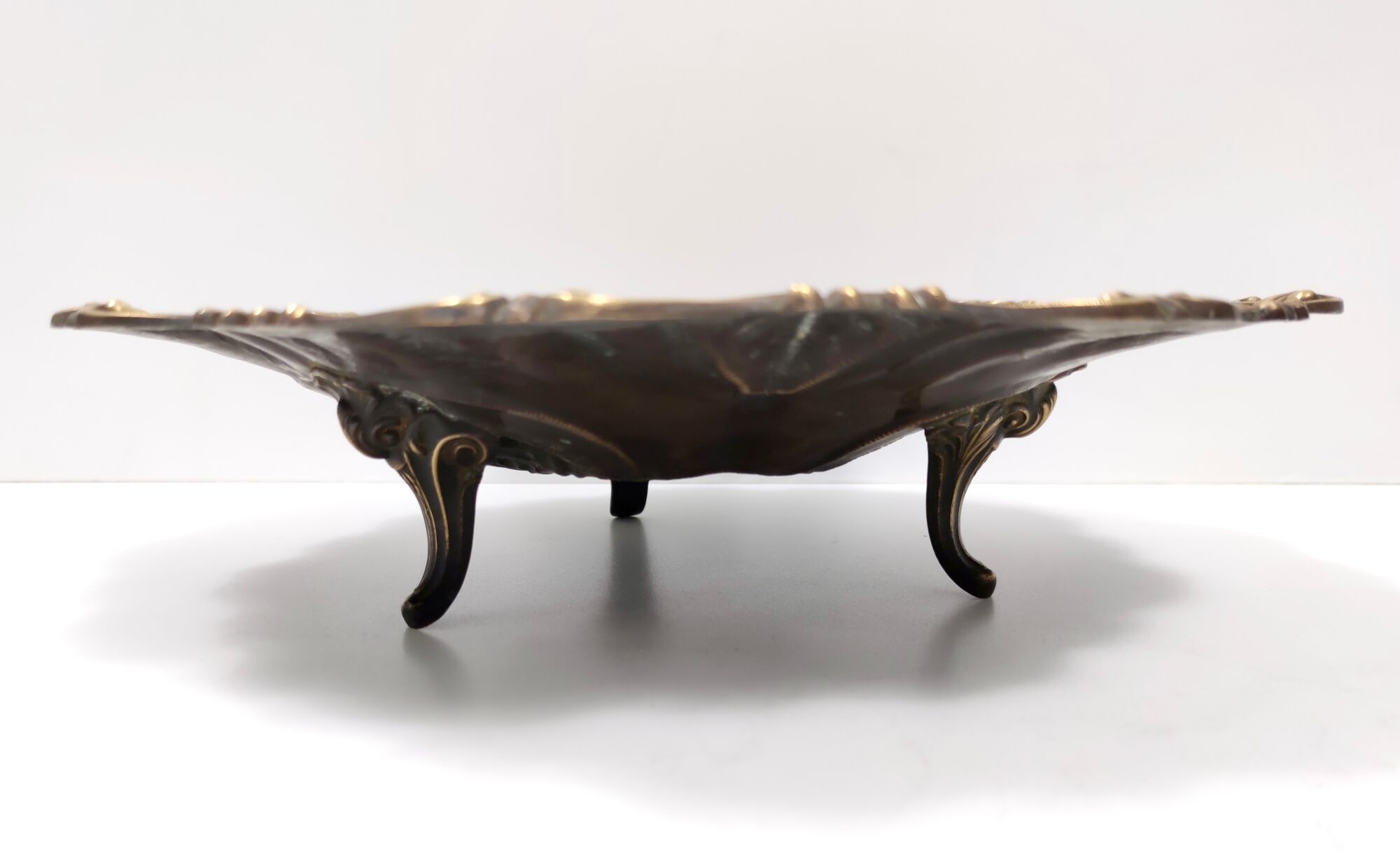 Vintage chiseled and embossed cast bronze centerpiece bowl, Italy