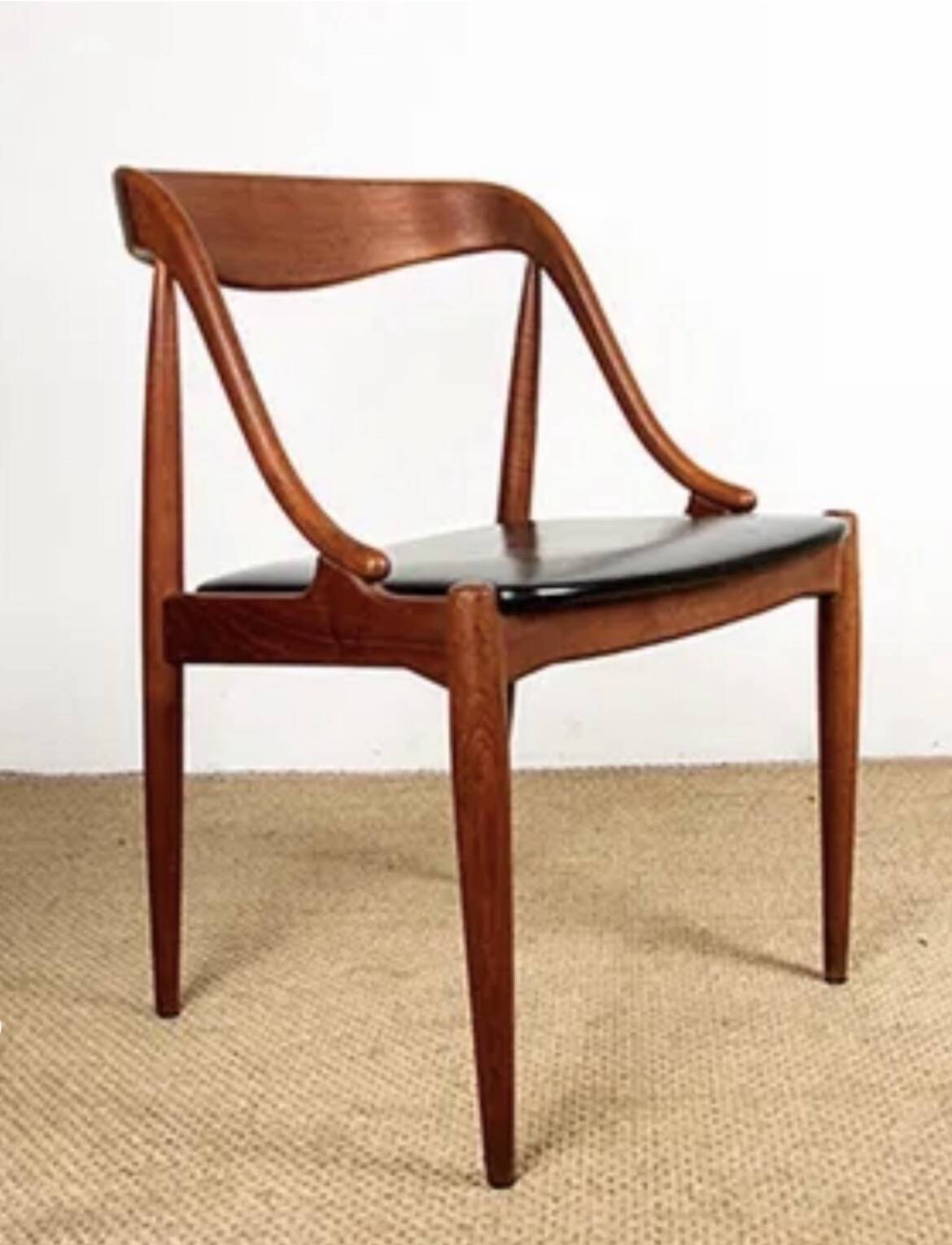 Chaise danoise en teck de Johannes Andersen